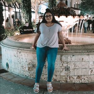 Meet your Posher, Nathaly